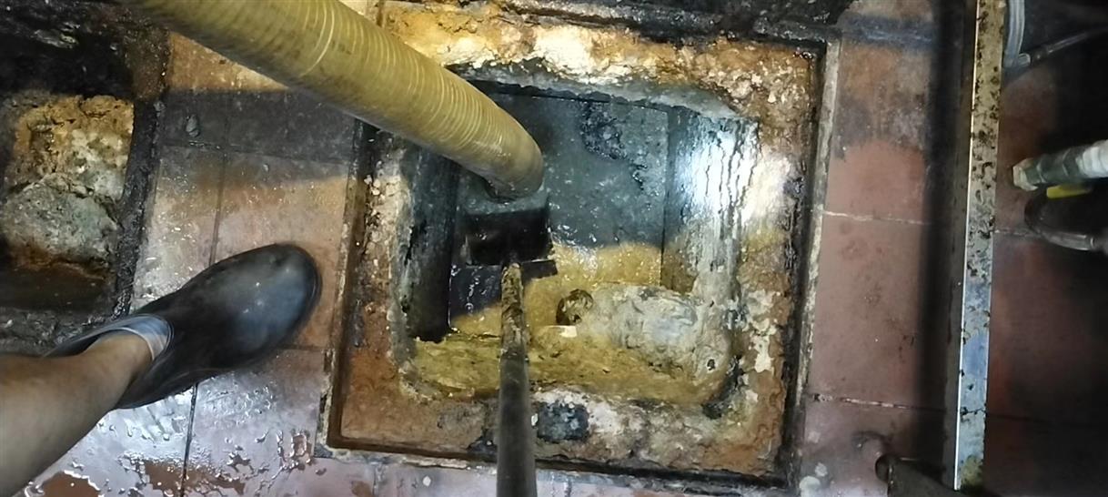鲁山污水池清理一般都有毒气，怎么预防中毒呢？