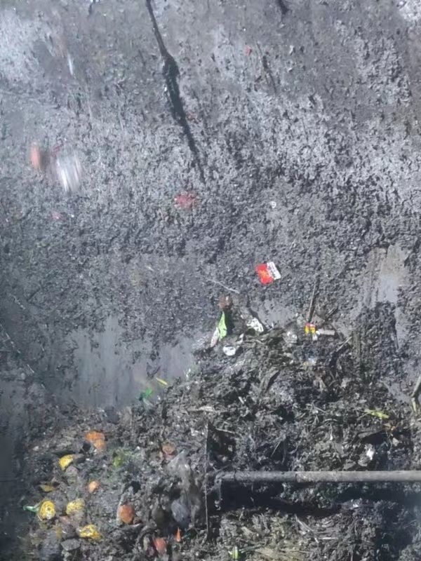 鲁山污水池清理